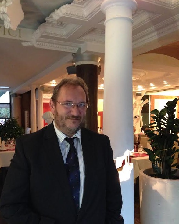 Dr. Karl-Heinz Hausladen, Gründer und langjähriger Geschäftsführer von IFU